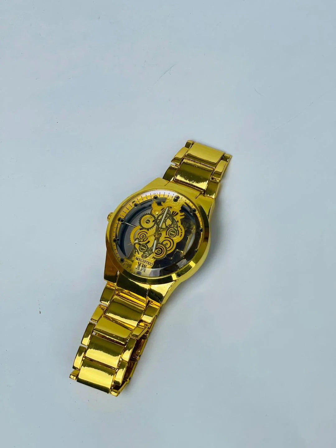 Kronavian Aurex™ — Golden Open-Heart Stainless Steel Watch