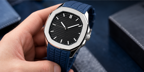 Kronavian Apex Noir™ — Textured Rubber Sport Watch